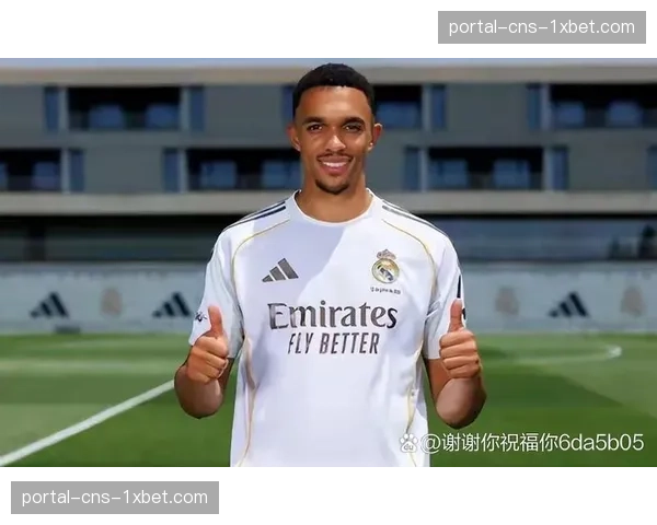 特写:时隔258天再度为皇马在西甲首发,阿拉巴在更衣室的赛前动员 特写:时隔258天再度为皇马在西甲首发,阿拉巴在更衣室的赛前动员