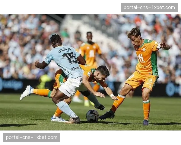 欧冠席位直接对话：皇家贝蒂斯主场迎战比利亚雷亚尔